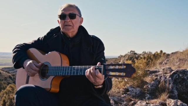 ‘Ahora’: así es el himno sobre la España Vaciada del cantautor Ángel Corpa.