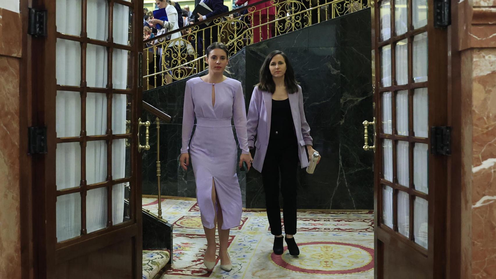 Las ministras Ione Belarra e Irene Montero, este jueves en el Congreso de los Diputados.