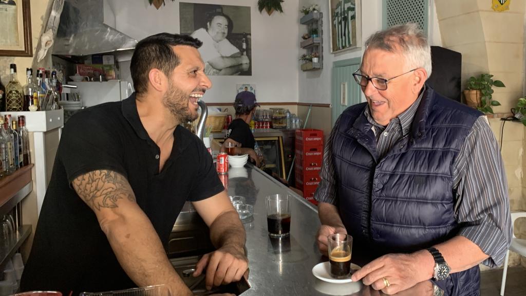 En el bar 'El Chino' del hermano de Joaquín donde el futbolista echaba el serrín los sábados