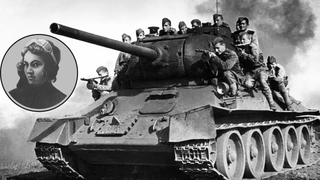 Mariya Vasilyevna Oktyabrskaya (i.) y uno de los tanques de la URSS durante la Segunda Guerra Mundial.