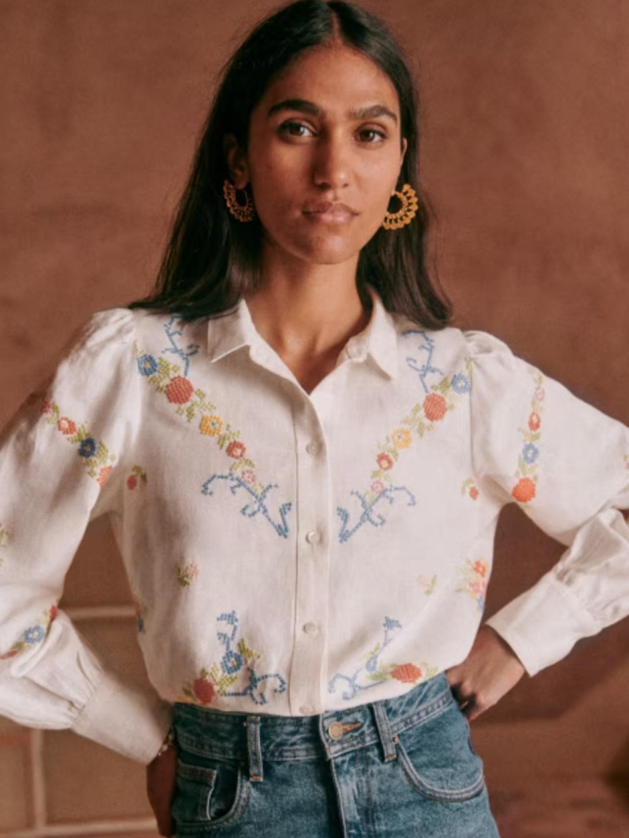 Camisa de Sézane.