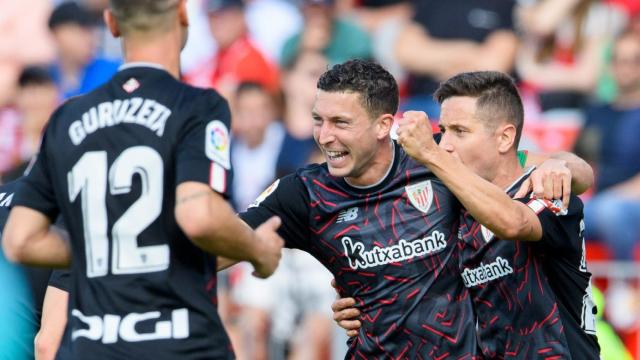 De Marcos celebra el gol marcado por el Athletic frente al Almería.