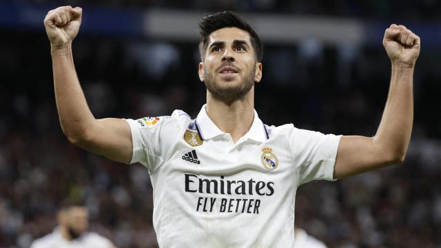 Marco Asensio dedica su gol a la afición presente en el Estadio Santiago Bernabéu