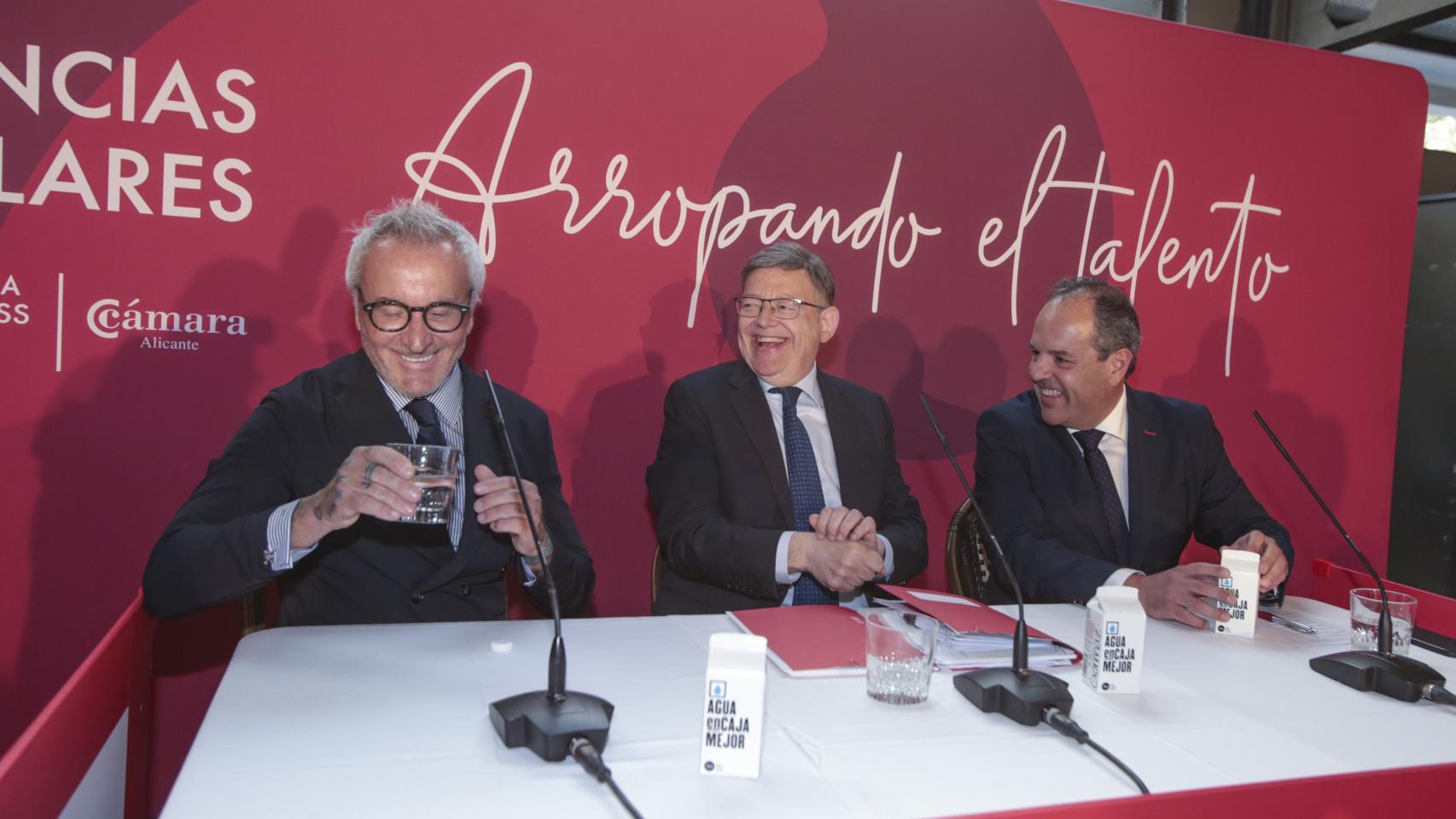 Jesús Navarro, Ximo Puig y Carlos Baño, en el l tercer foro Cámara Business Club de Alicante.