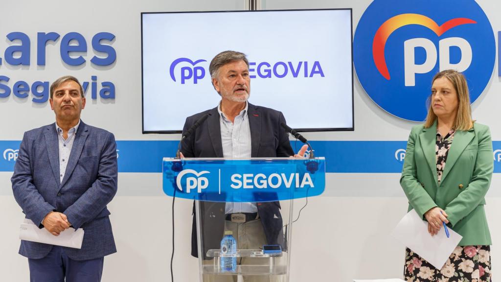 El secretario autonómico del PPCyL, Francisco Vázquez, durante su rueda de prensa de este lunes.