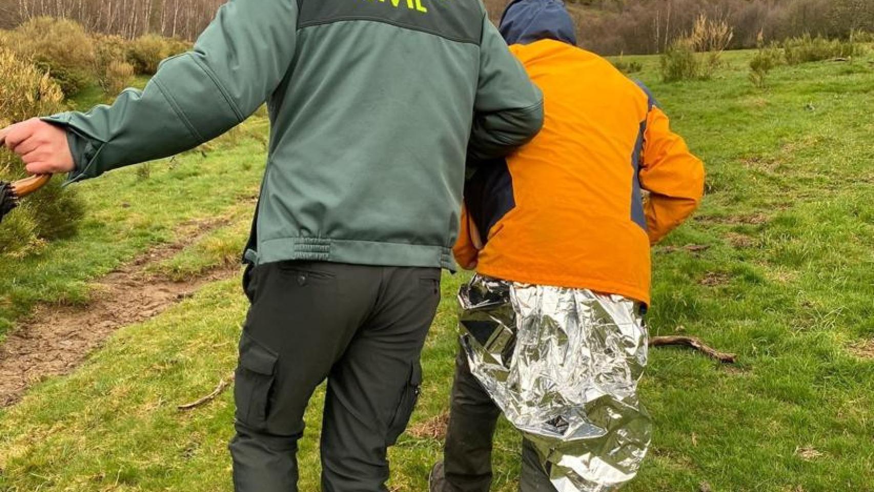 Uno de los montañistas rescatado por la Guardia Civil