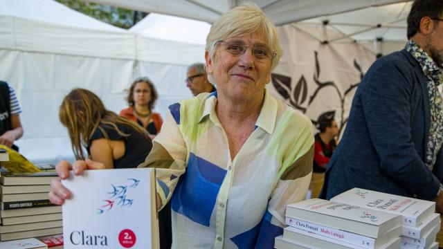 Clara Ponsatí este domingo en la celebración del Día Internacional del Libro en Barcelona.