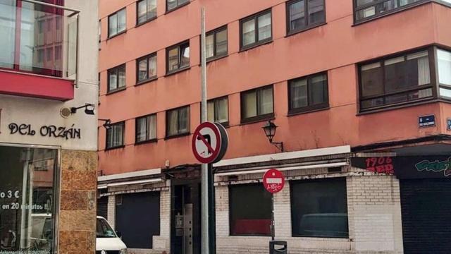 Colocados los soportes de las cámaras que vigilarán el ocio nocturno.