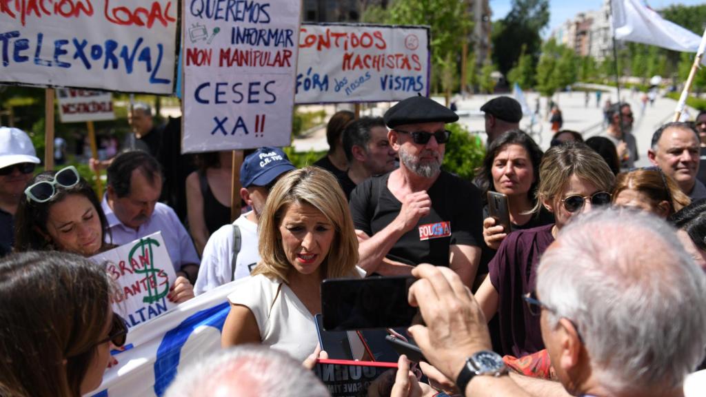 Trabajadores de la Radio y la Televisión de Galicia frente  al Senado