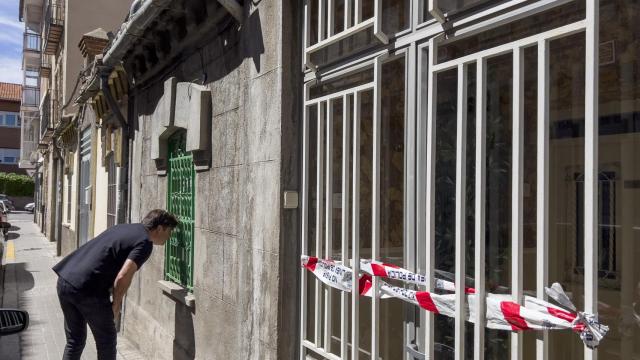 Vivienda donde la mujer ha sido hallada muerta en Ávila y su marido, presunto autor del asesinato, en estado grave