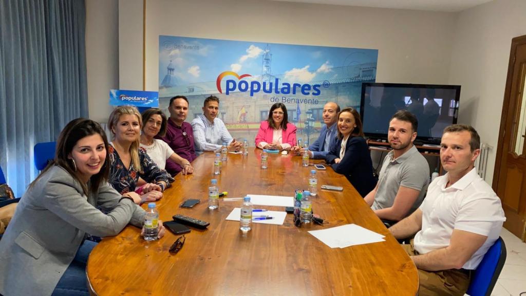 Candidatura PP de Benavente con Beatriz Asensio