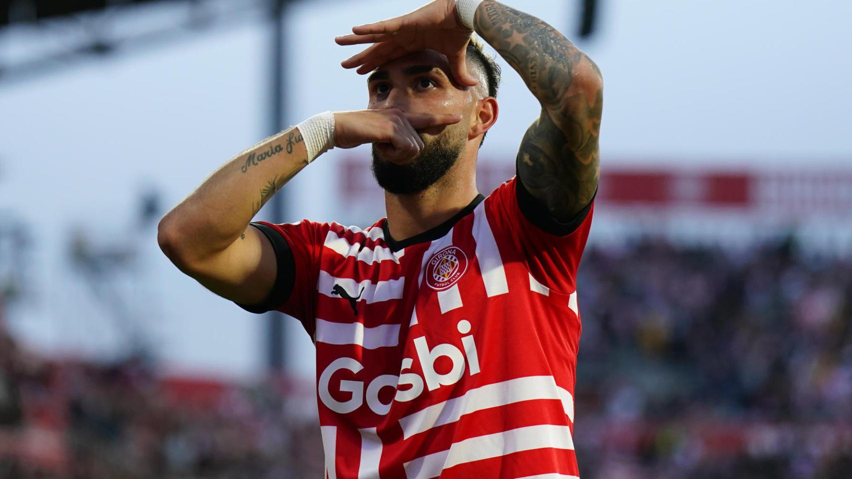 Taty Castellanos, celebrando un gol con el Girona en la temporada 2022/2023