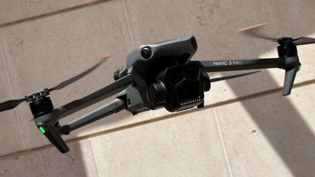 DJI Mavic 3 Pro