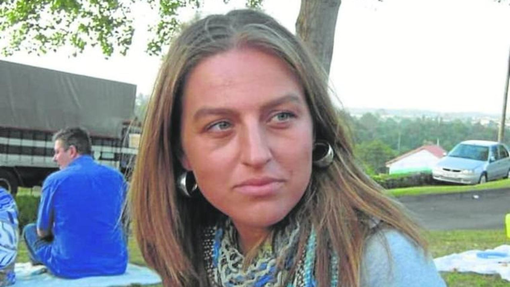 Ángela Gil, en la imagen que ha presidido el acto de despedida en el tanatorio de Gijón.