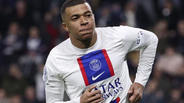 Kylian Mbappé, en un partido del PSG de la temporada 2022/2023