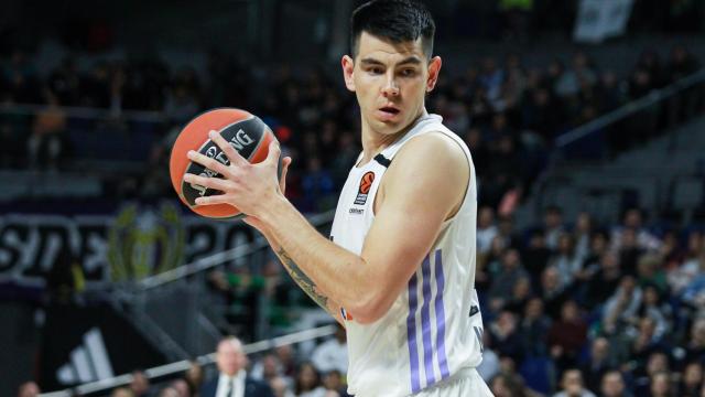 Gaby Deck, en un partido del Real Madrid de Baloncesto de la Euroliga 2022/2023