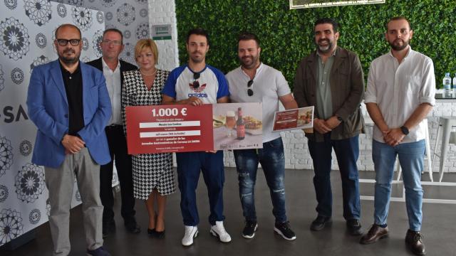 Entrega de premios. Foto: Cerveza LA SAGRA.