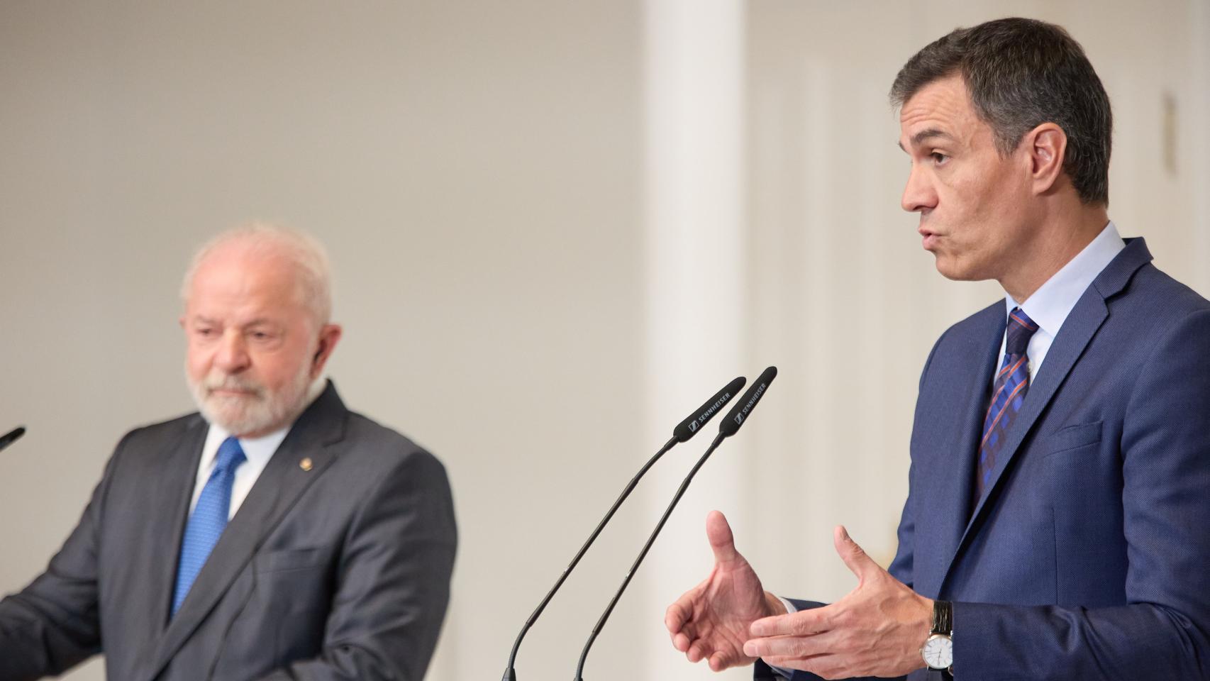 Lula da Silva y Pedro Sánchez.