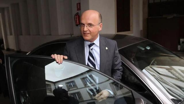 Manual Baltar, presidente de la Diputación de Ourense, cazado por la policía conduciendo a más de 200 km/hora