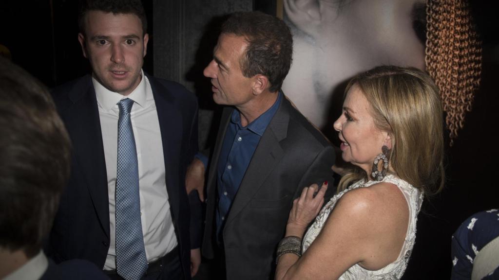 El malogrado empresario Álex Lequio junto a sus padres, Ana Obregón y Alessandro Lequio, en una imagen tomada en marzo de 2017, en Madrid.