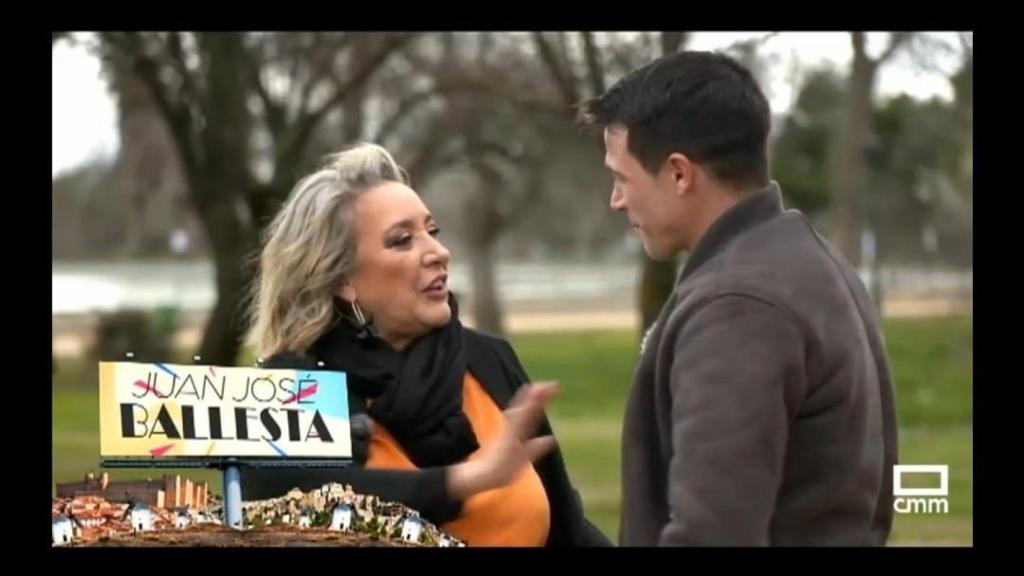 Esther Esteban junto a Juan José Ballesta en el programa.