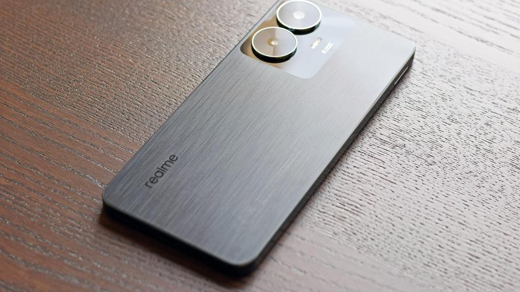 realme C55