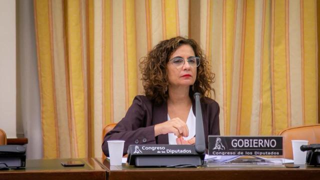 La ministra de Hacienda y portavoz del Gobierno, María Jesús Montero, durante su comparecencia en la Comisión de Hacienda del Congreso.
