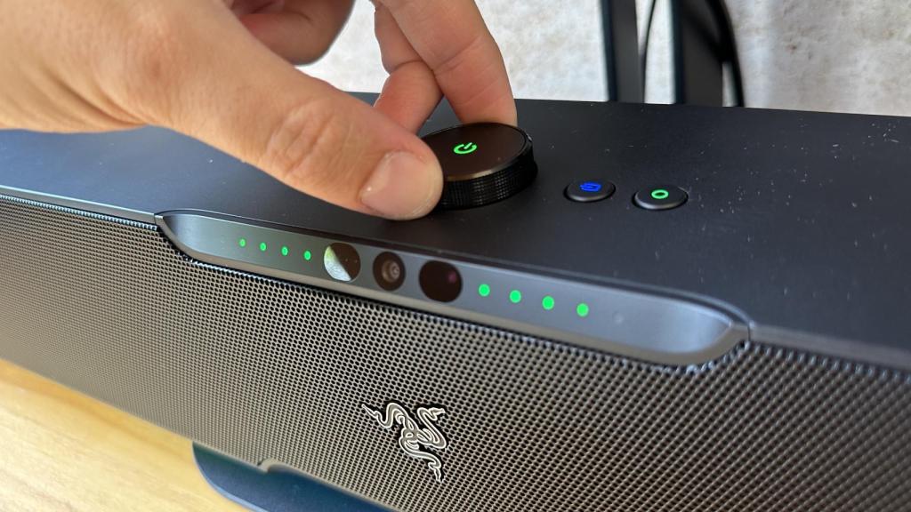 Razer Leviathan V2 Pro