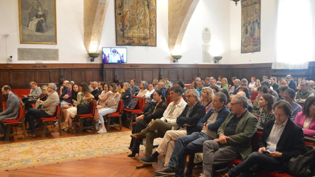 Reunión del último Claustro de la USAL este curso