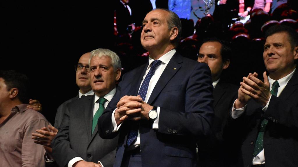 Homenaje de los 50 años de Cipriano García en Caja Rural de Zamora