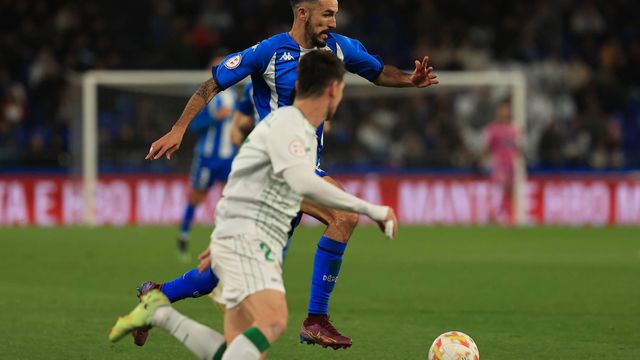 Deportivo y Córdoba empataron a cero en el partido de la primera vuelta