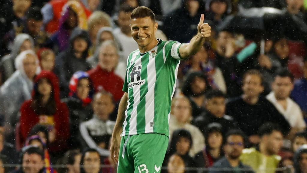 Joaquín, con el pulgar arriba.