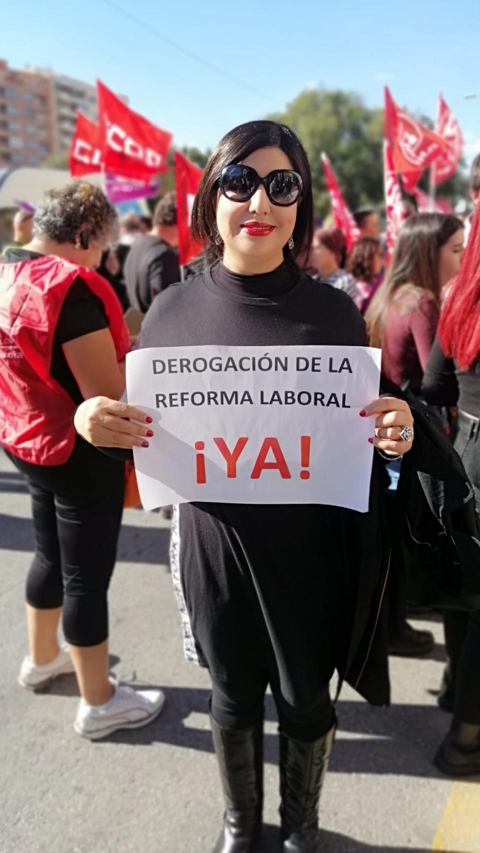 La presidenta de ATIM en una protesta por los derechos de los trabajadores.