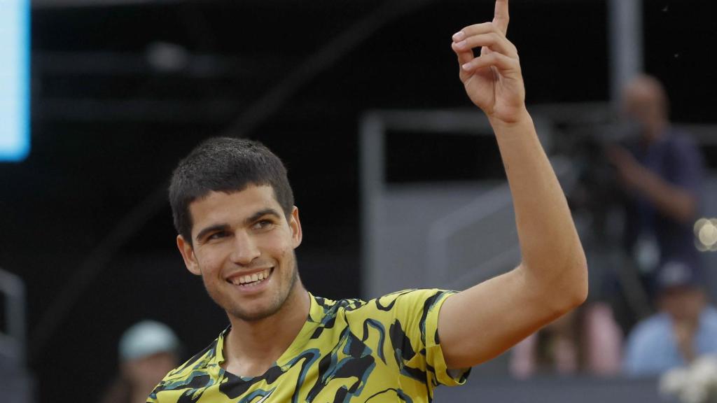 Carlos Alcaraz celebra un punto en el partido ante Dimitrov.