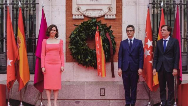 Ayuso, Bolaños y Martínez Almeida, en una celebración del 2 de mayo.