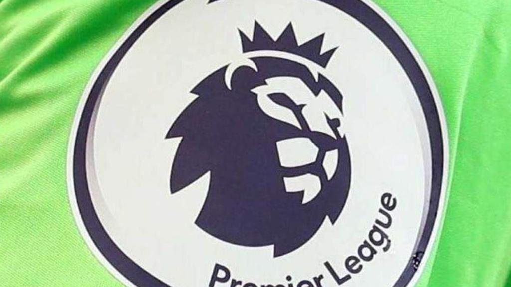 Logo de la Premier League en una camiseta