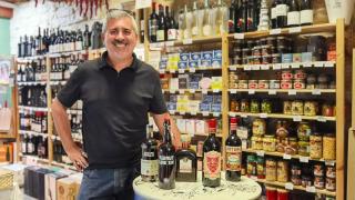 Jordi Gisbert escoge cuatro vermús de Alicante (más un extra) para acompañar el aperitivo.