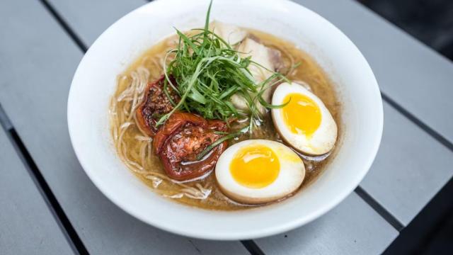 Ivan Ramen: este es el mejor ramen de Nueva York y se prepara con tomate