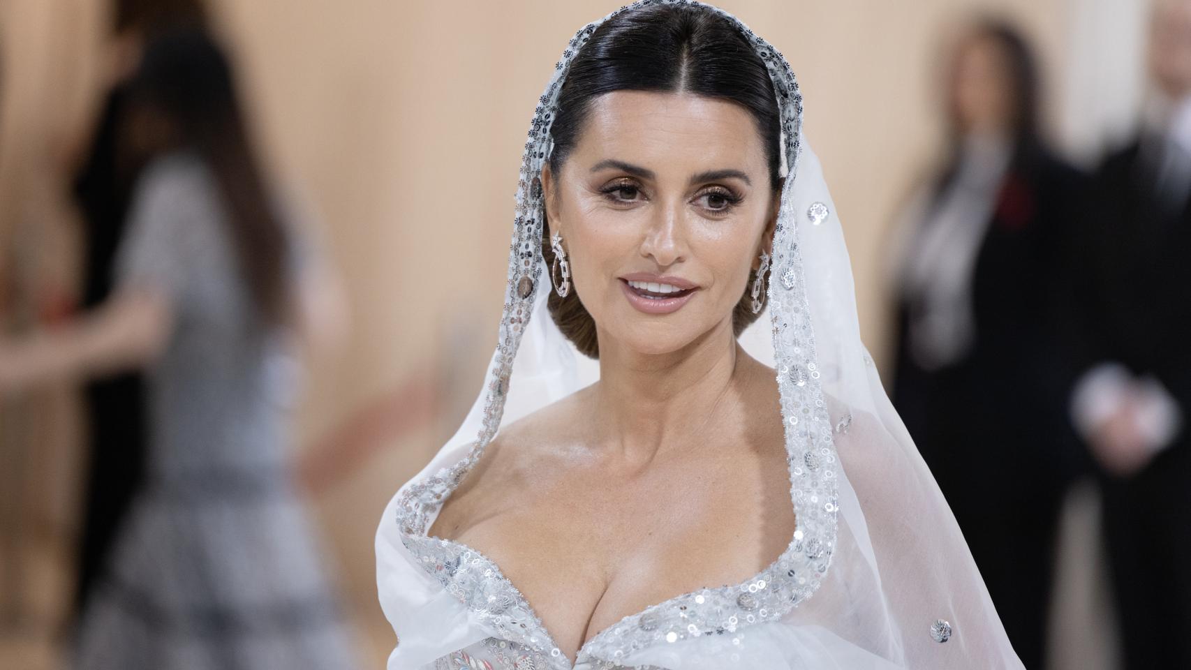 De Penélope Cruz a Jennifer Lopez Actriz: los looks más impresionantes de la Gala Met