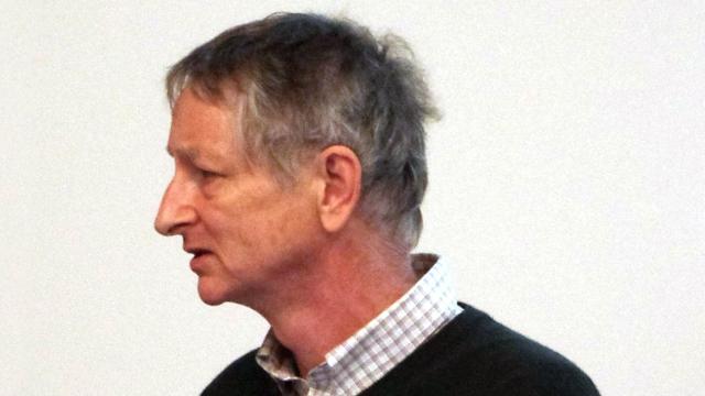 Geoffrey Hinton, considerado el padrino de la IA