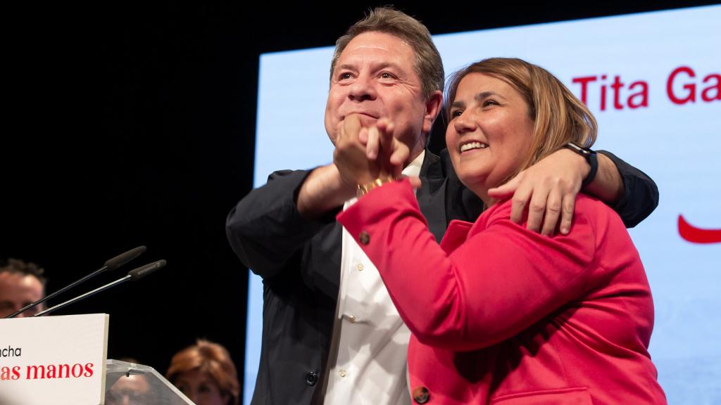 Emiliano García-Page y Tita García, este lunes en Talavera