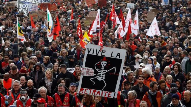 Una manifestación contra la reforma de las pensiones del Gobierno francés, en Nantes.