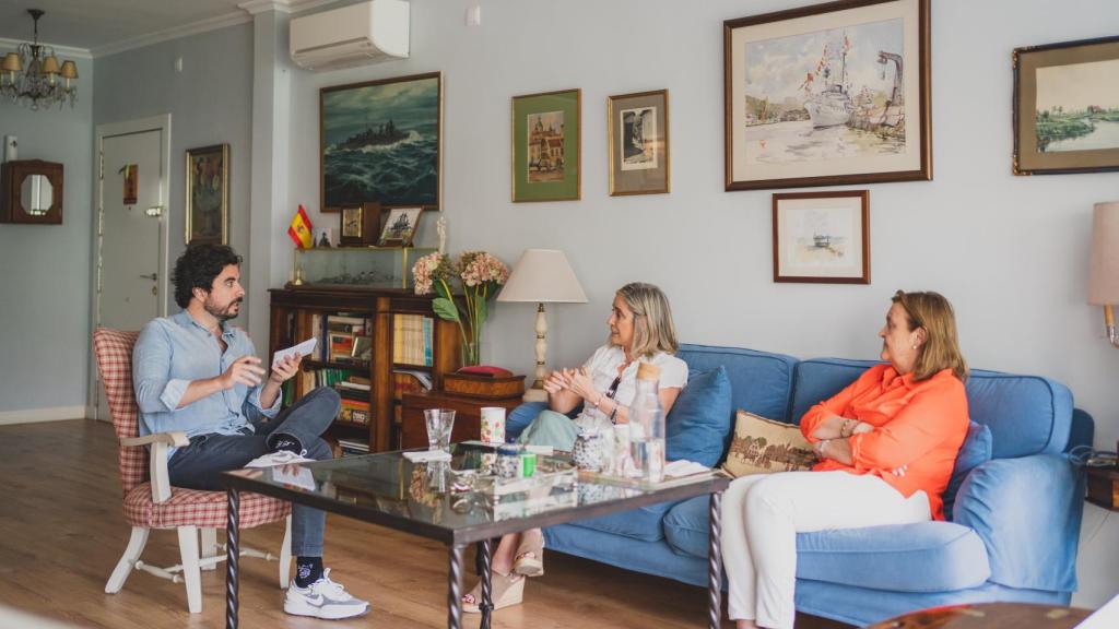 Paloma y Mari Carmen, durante su entrevista con EL ESPAÑOL | Porfolio.