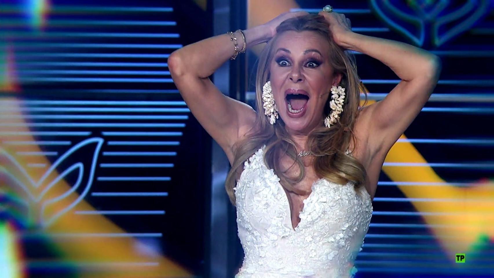 Ana Obregón como investigadora de 'Mask Singer'