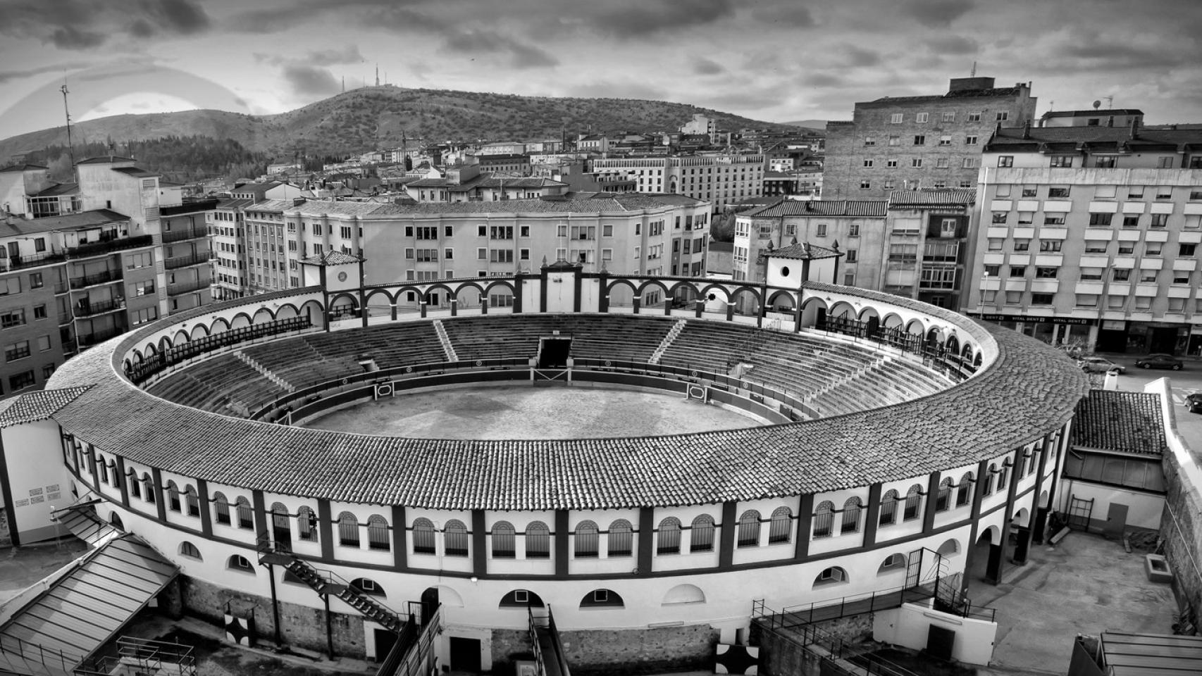 Panorama de la Plaza de Toros de Soria.