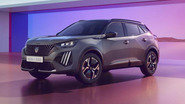 El nuevo Peugeot 2008 llegará en verano de 2023.