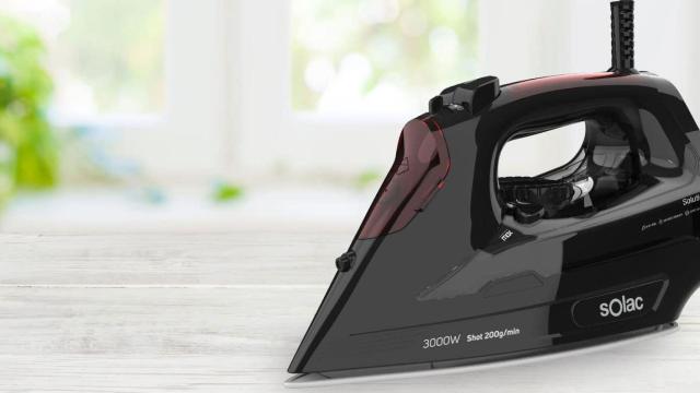 Olvídate de las arrugas en la ropa con esta plancha de vapor Solac ¡que tiene un descuentazo del 55%!