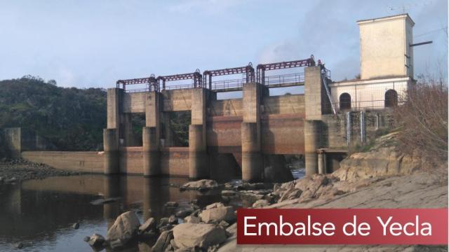 Imagen de la presa en el embalse de Yecla, en Salamanca