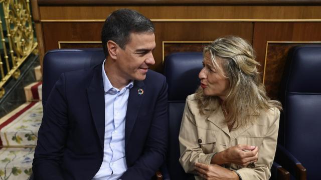 El presidente del Gobierno en funciones, Pedro Sánchez, y la vicepresidenta segunda, Yolanda Díaz.