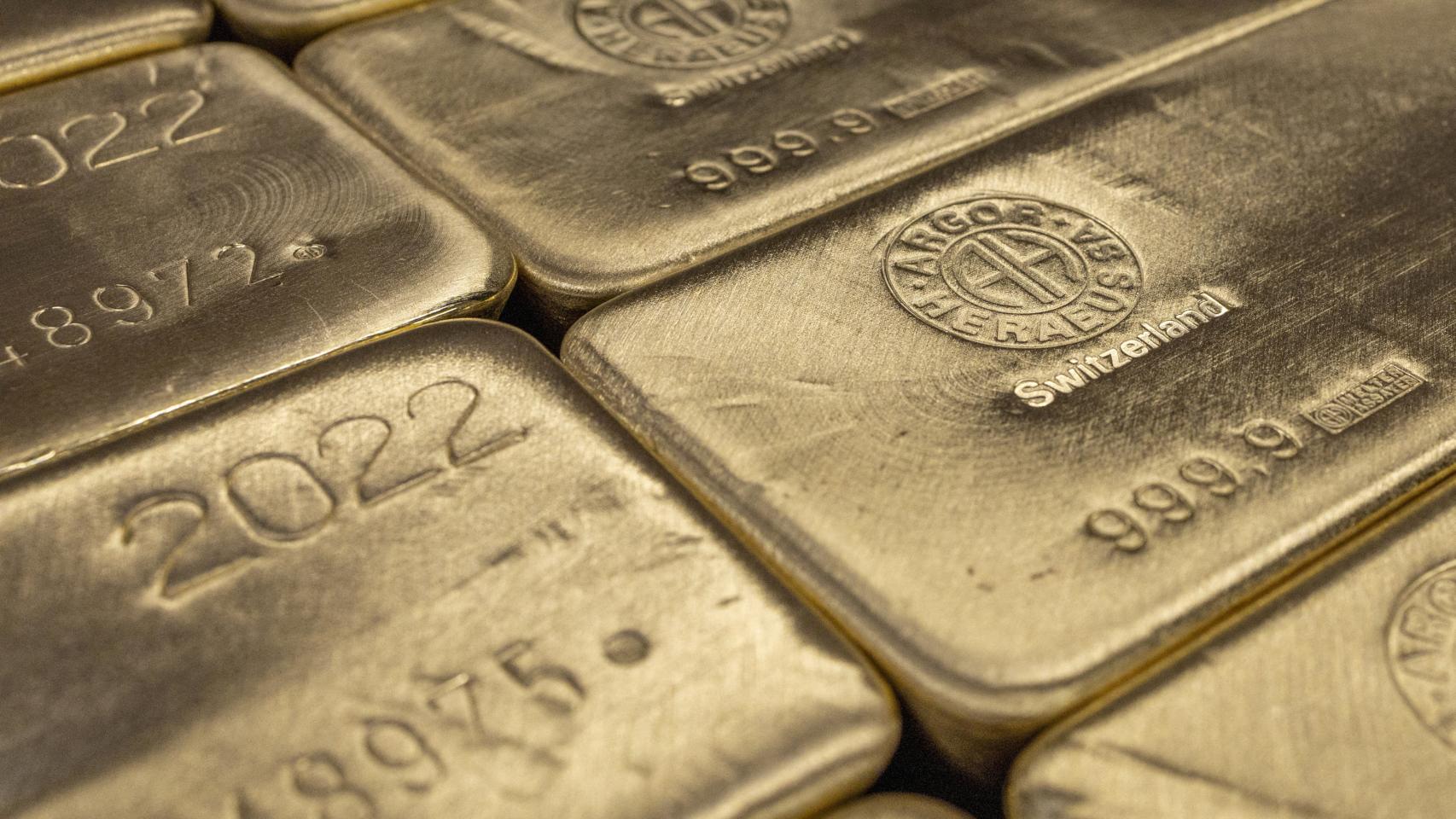 Lingotes de oro fabricados por la refinería suiza Argor-Heraeus.